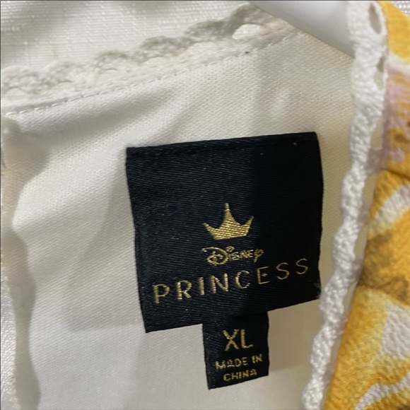Gorgeous Disney princess dress - Picture 4 of 4